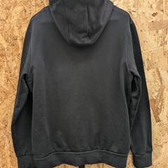 モンクレール ジップアップパーカー ブラック 【ジャングルジャングルイズミヤ広陵店】の画像