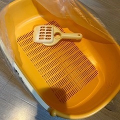 猫のシステムトイレ