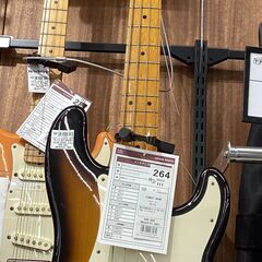エレキベース　FENDER JAPAN　PB-57D