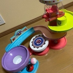 ディズニーのボールが跳ねるおもちゃ