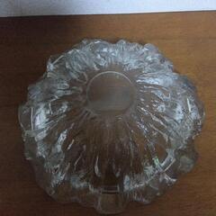 ガラス製灰皿の画像