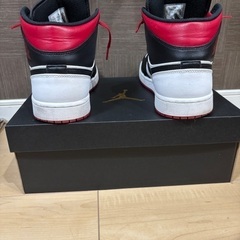 エア ジョーダン 1MID メンズシューズの画像