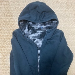 ユニクロ　ボアスウェットパーカー　150の画像