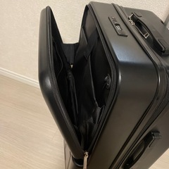 スーツケースの画像
