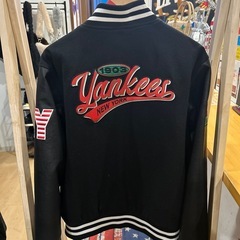 【Fanatics】NYヤンキースロゴ　スタジャンの画像