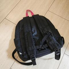 adidasのリュックの画像