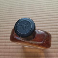 今週中削除予定❢SUNTORYウィスキーOLDSkitbottle300ml入りの画像