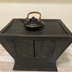 ティータイム　　　　　テーブル