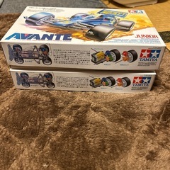 ミニ四駆　アバンテjr トレードの場合、トミカ　カーズかTOMIXの車両の画像