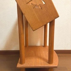 お値下げしました★ 美品　国産　無垢材　木製　高級本棚　キャスター付き　チェスト　一点物　つばめの画像