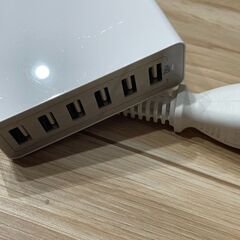 Anker　PowerPort 6(60W 6ポート USB急速充電器) iPhone / iPad / iPod / Xperia / Galaxy / Nexus / 3DS / PS Vita / ウォークマン他対応 【PowerIQ搭載】の画像
