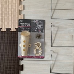 有孔ボード用シューズシェルフの画像