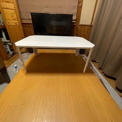 決まりました　
折りたたみテーブル
