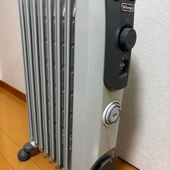 値下げ　デロンギ オイルヒーター の画像