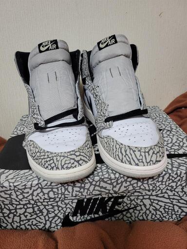 出品本日まで AIRJordan1