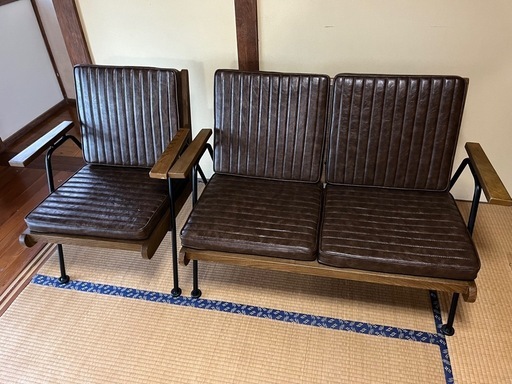 2人掛け＋1人掛けソファー
