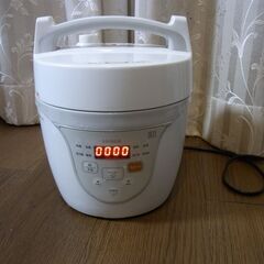 マイコン電気圧力釜　クイックマイスター　SPC-101（WH）S...