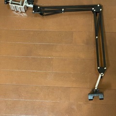 クランプ式タブレットホルダー