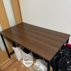 脚高テーブル