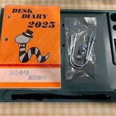 卓上カレンダー　2025年
