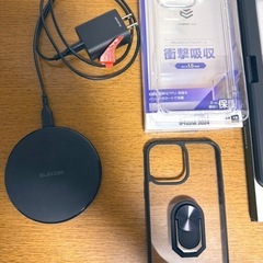iPhone16Pro MAX、14ProMAXケース、iPadケース、ワイヤレス充電器の画像