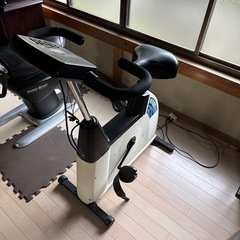 エアロバイク
