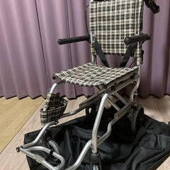 【中古】車椅子／折り畳み／車いす★KADOKURA★カドクラの画像