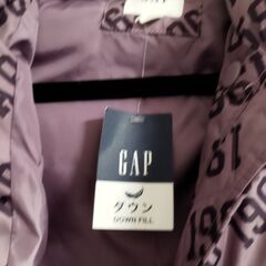 【新品未使用タグ付き✨】GAP　ダウンジャケット（洗濯機可）の画像