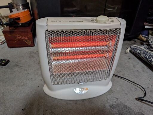 SANYO R-E80A   遠赤外線ヒータ　中古