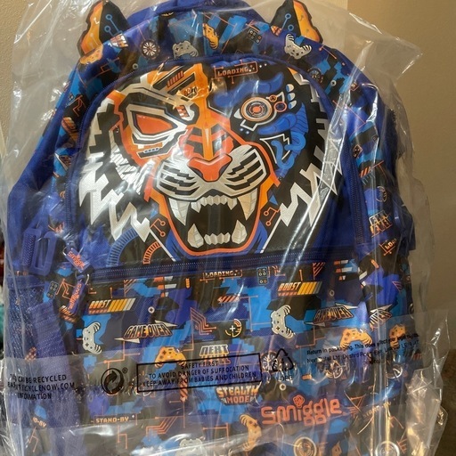 新品未使用　男の子　リュック　smiggle