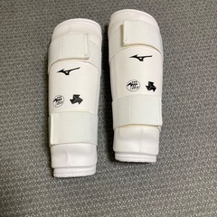 空手　脛当て