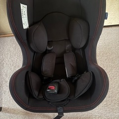 ネビオ　チャイルドシート　ネムピット