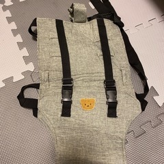 安全ハーネス付きのダイニングチェア用ベビーシート