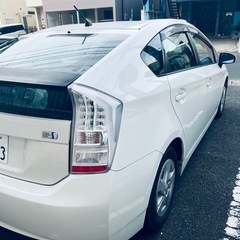 トヨタ　プリウスの画像