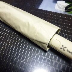 HXangul女性用折りたたみジャンプ傘（ベージュ）中古