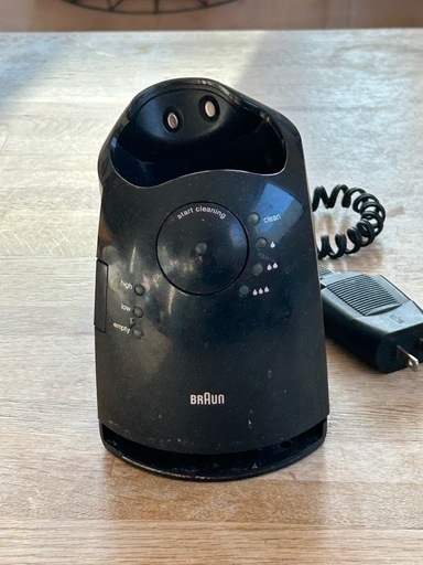 ブラウンシェイバー　洗浄器