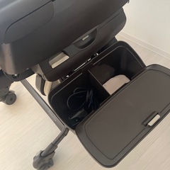 【美品】combi コンビ ネムリラ オートスウィング 電動ハイローチェアの画像