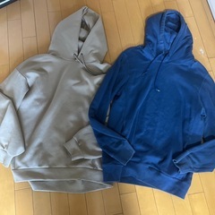 GU ユニクロ　メンズパーカー　Lサイズ