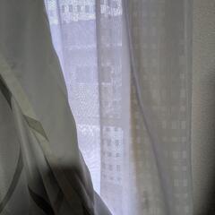 カーテン(小)の画像