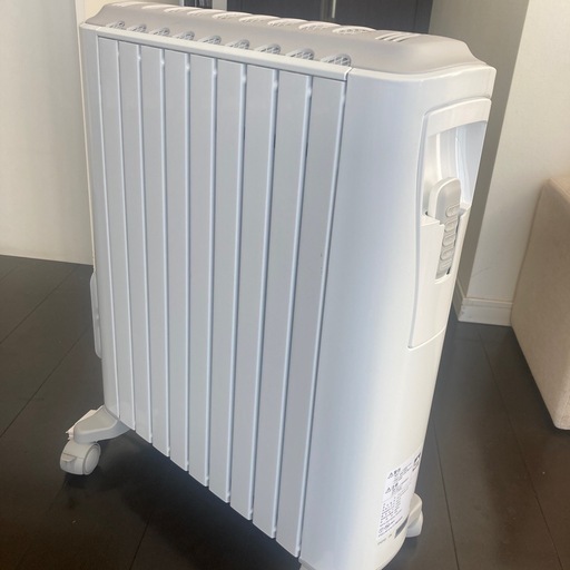 デロンギ　ベルカルド　2022年購入　オイルヒーター