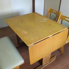 取りに来られる方のみ、4人がけテーブルの画像