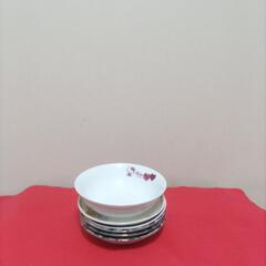 食器　大皿9枚、小皿6枚の画像