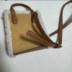 トリーバーチ toryburch ボア ショルダーバッグの画像