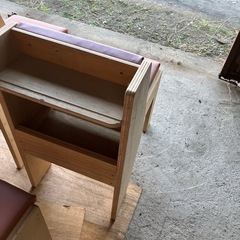 棚付き椅子②の画像