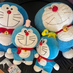 ドラえもん　ぬいぐるみ　