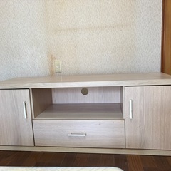 テレビ台の画像