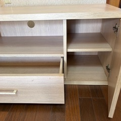 テレビ台の画像