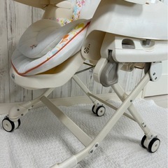 コンビ　ネムリラ　ハイローチェアの画像