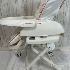 コンビ　ネムリラ　ハイローチェアの画像