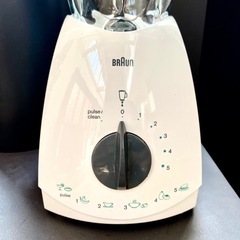 BRAUN ブラウン ミキサー 1.75リットル (MX2050)の画像